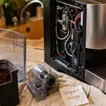 Machine à café Delonghi : problème voyant rouge